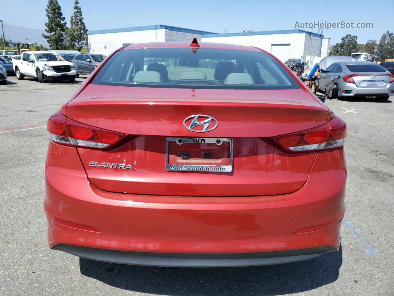 2018 Hyundai Elantra Sel Red vin: 5NPD84LF8JH214143