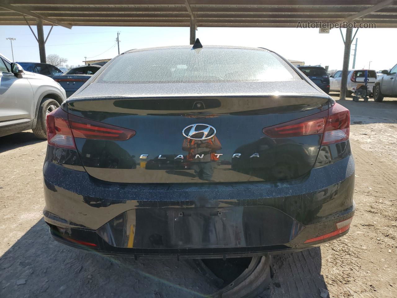 2019 Hyundai Elantra Sel Black vin: 5NPD84LF8KH429197