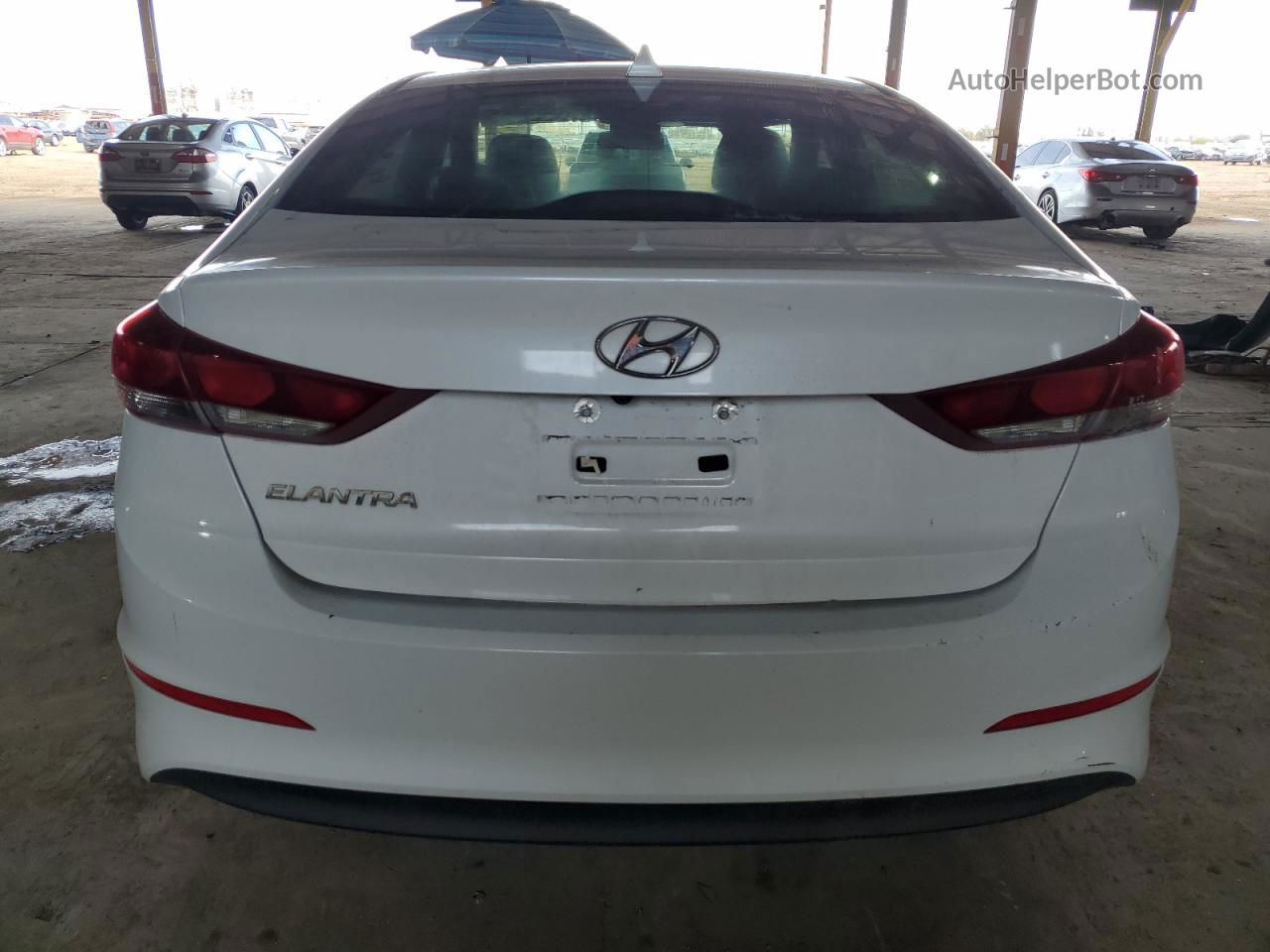 2017 Hyundai Elantra Se White vin: 5NPD84LF9HH001518