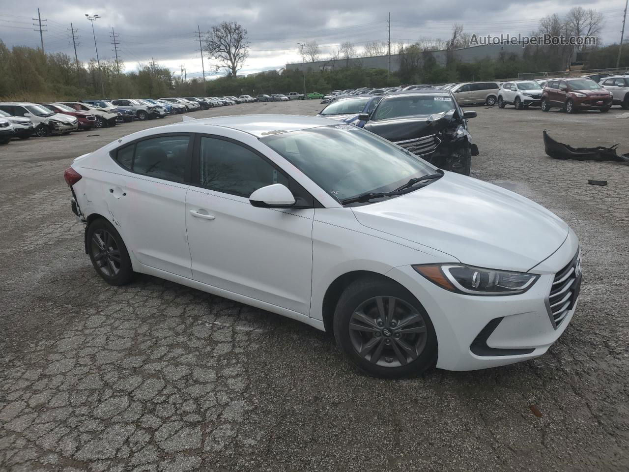 2017 Hyundai Elantra Se White vin: 5NPD84LF9HH007528