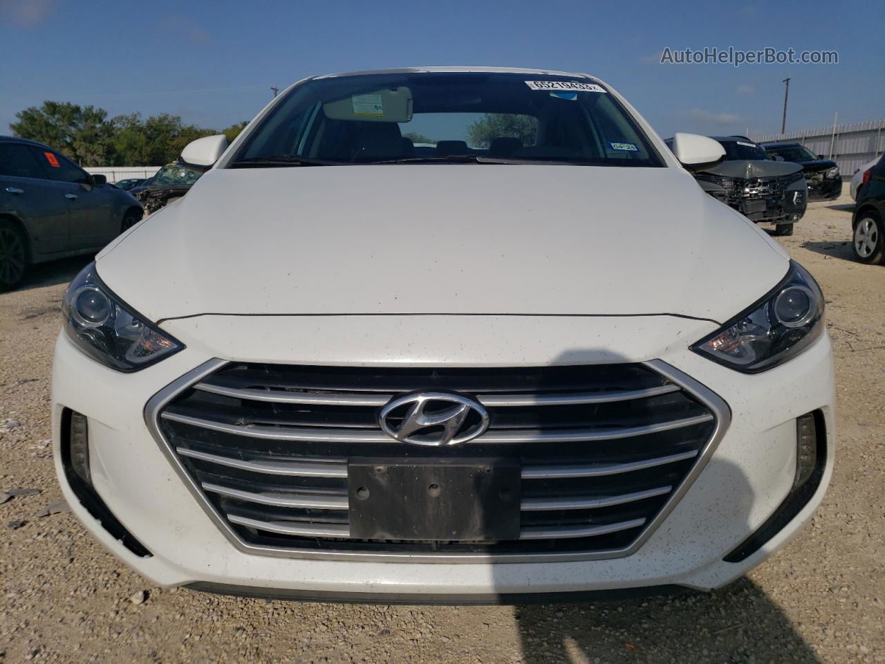 2017 Hyundai Elantra Se White vin: 5NPD84LF9HH013913