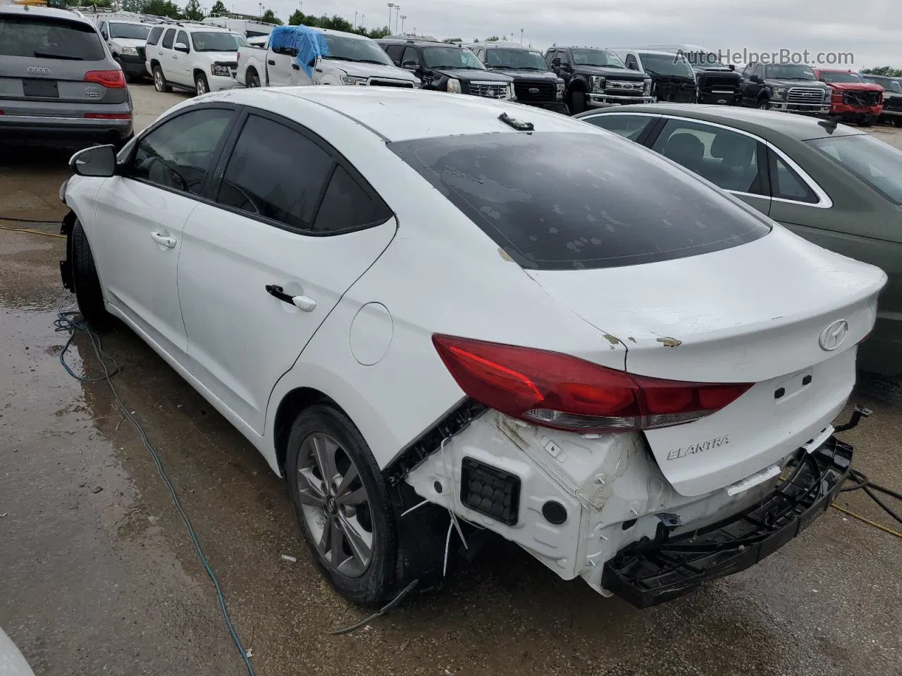 2017 Hyundai Elantra Se White vin: 5NPD84LF9HH037712