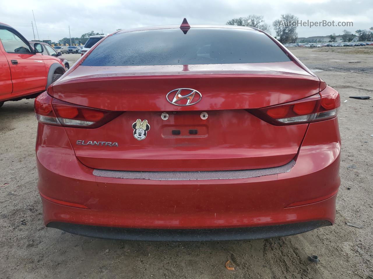 2017 Hyundai Elantra Se Red vin: 5NPD84LF9HH047088