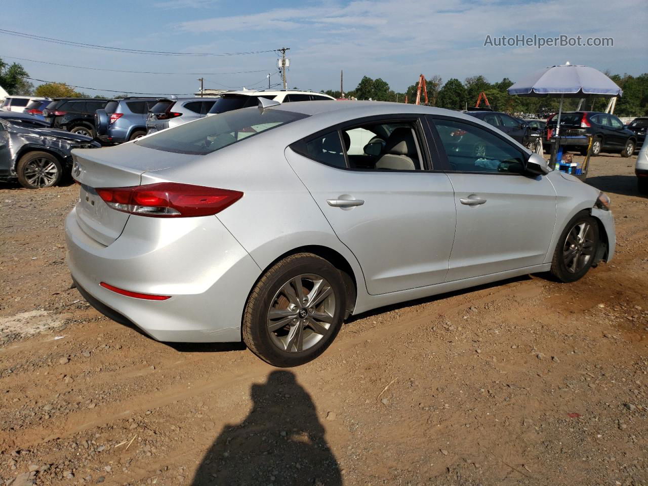 2017 Hyundai Elantra Se Silver vin: 5NPD84LF9HH065042