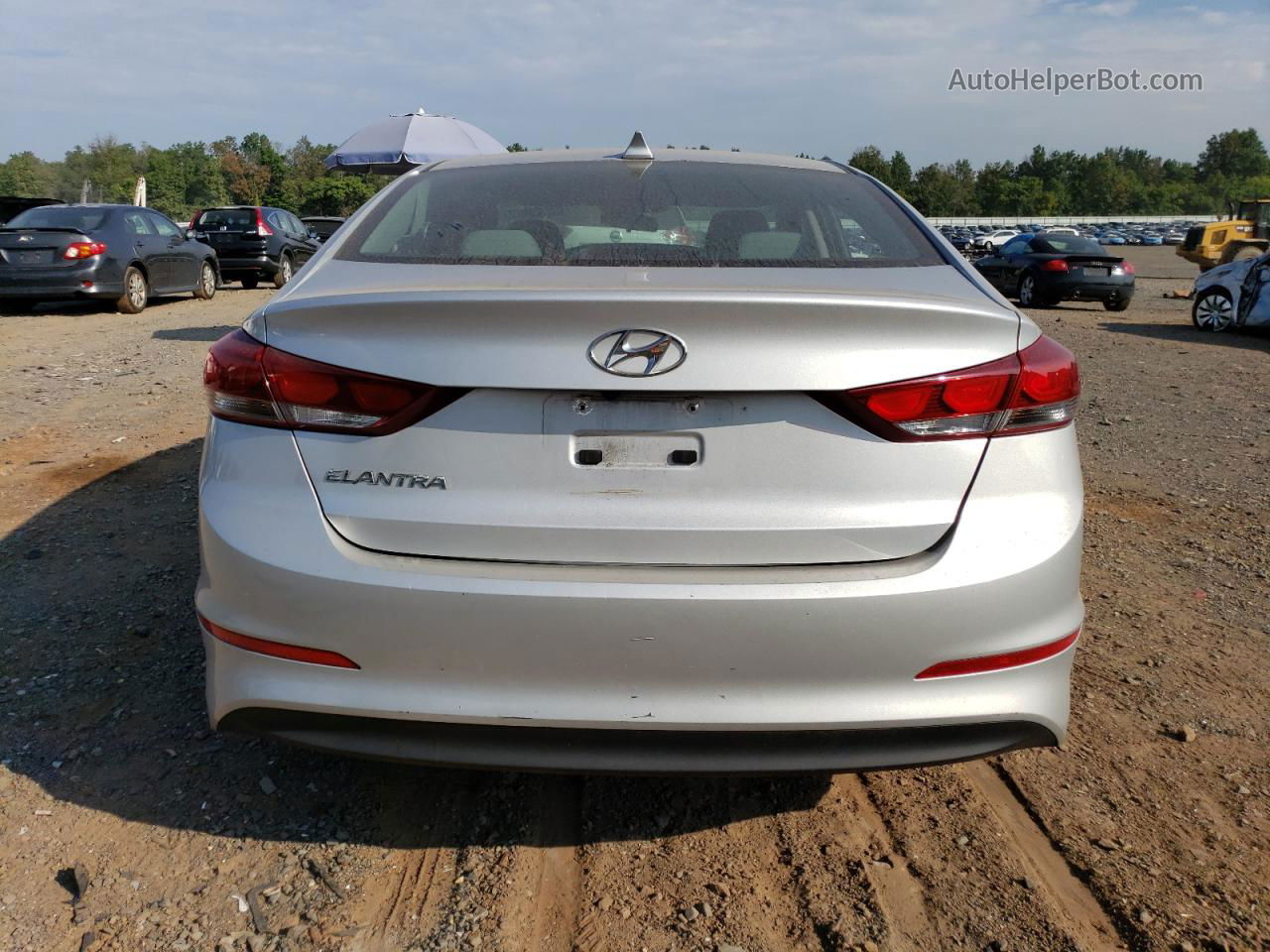 2017 Hyundai Elantra Se Silver vin: 5NPD84LF9HH065042