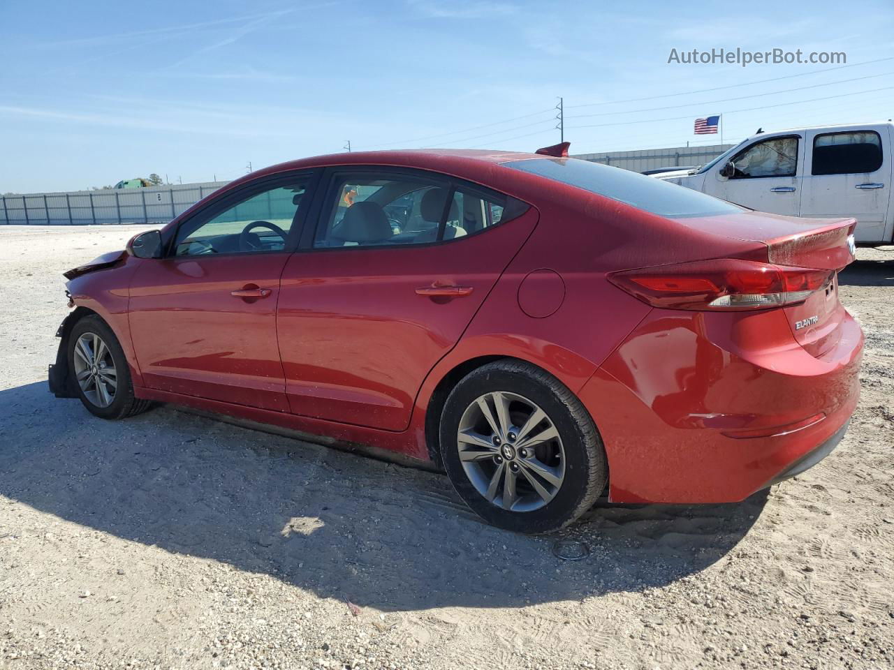 2017 Hyundai Elantra Se Red vin: 5NPD84LF9HH140869