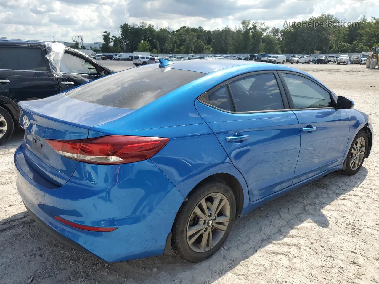 2018 Hyundai Elantra Sel Blue vin: 5NPD84LF9JH220615