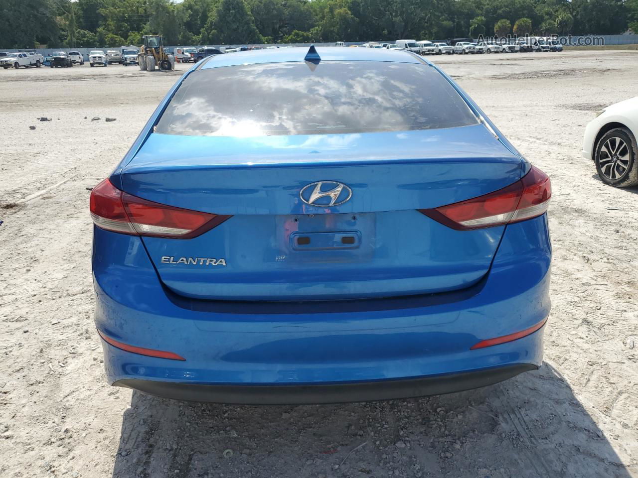 2018 Hyundai Elantra Sel Blue vin: 5NPD84LF9JH220615