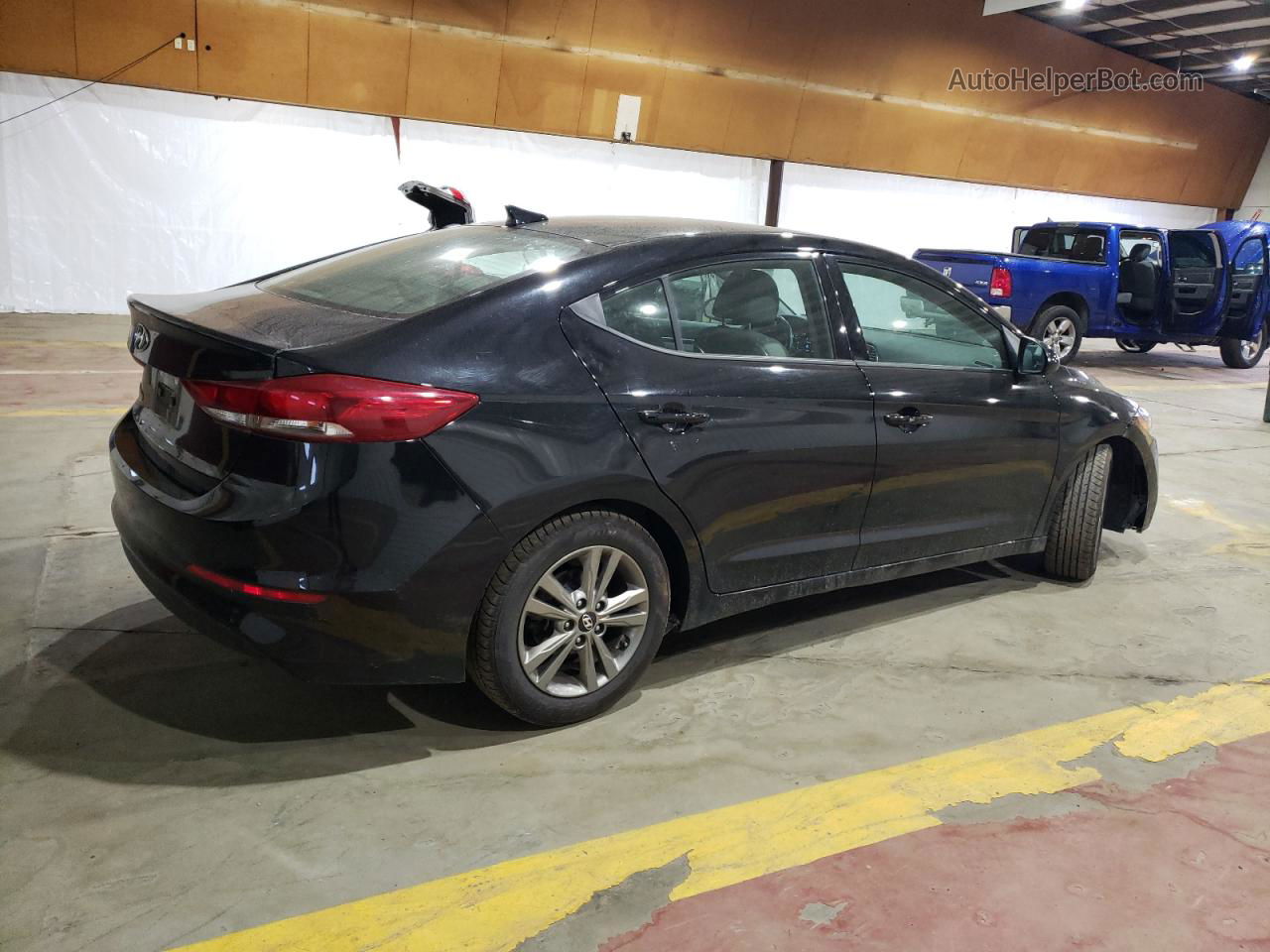 2018 Hyundai Elantra Sel Black vin: 5NPD84LF9JH374774