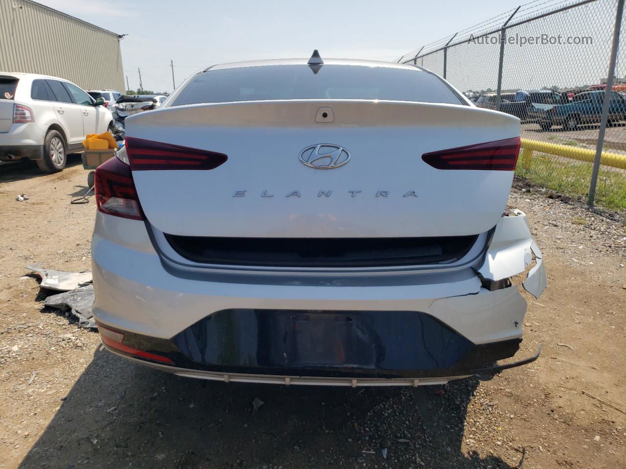 2019 Hyundai Elantra Sel Silver vin: 5NPD84LF9KH422274