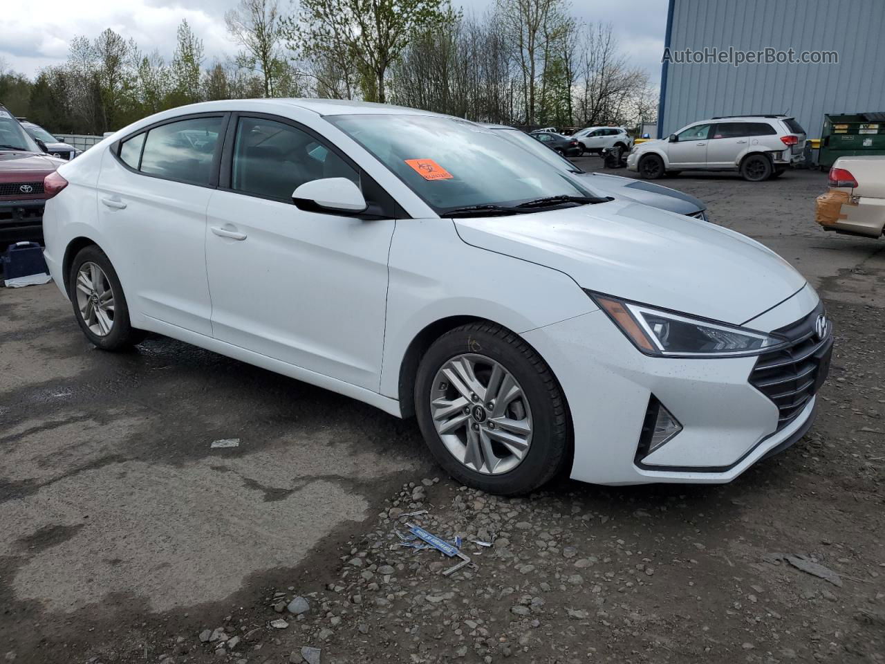 2019 Hyundai Elantra Sel White vin: 5NPD84LF9KH457378