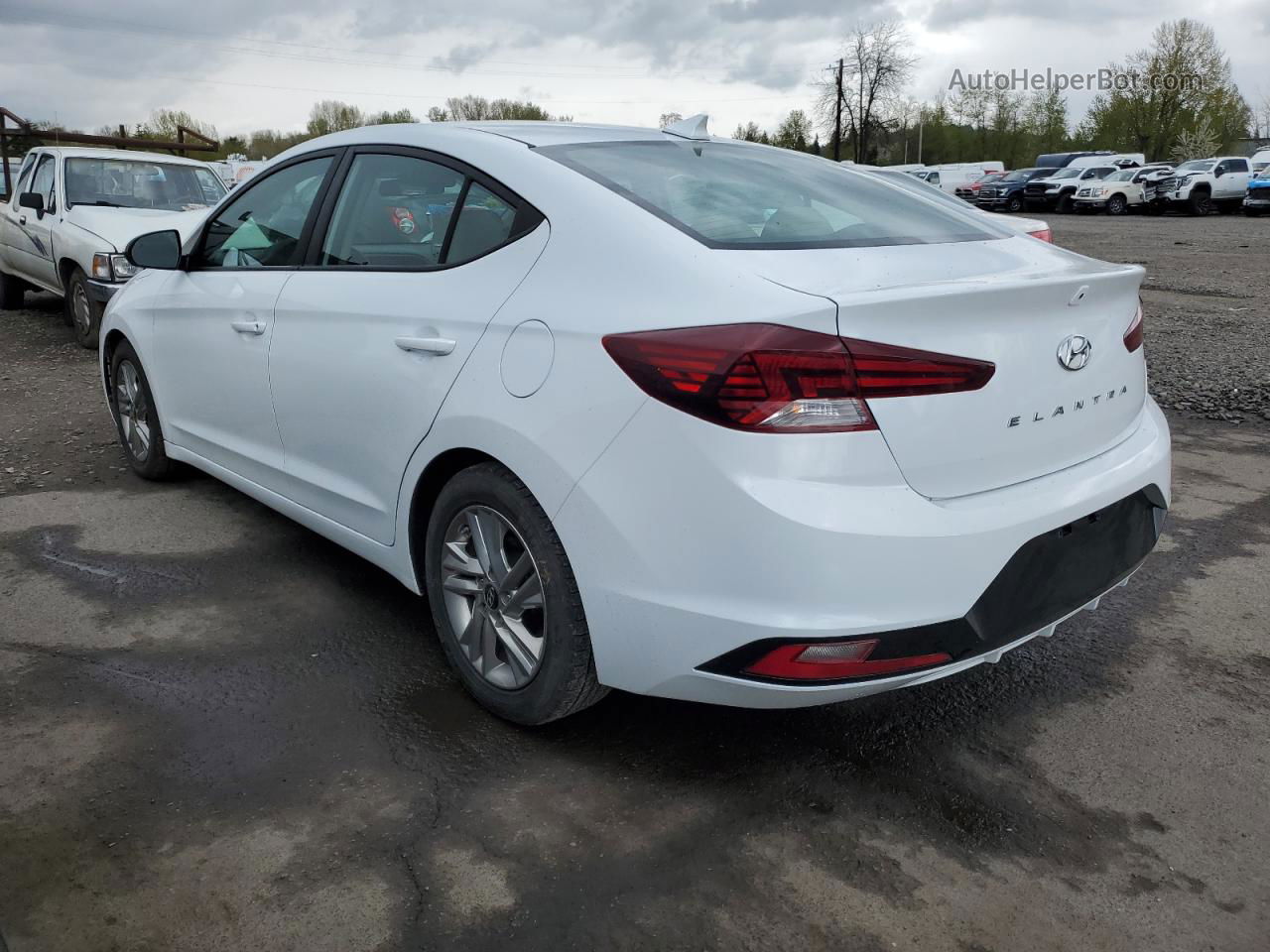 2019 Hyundai Elantra Sel White vin: 5NPD84LF9KH457378