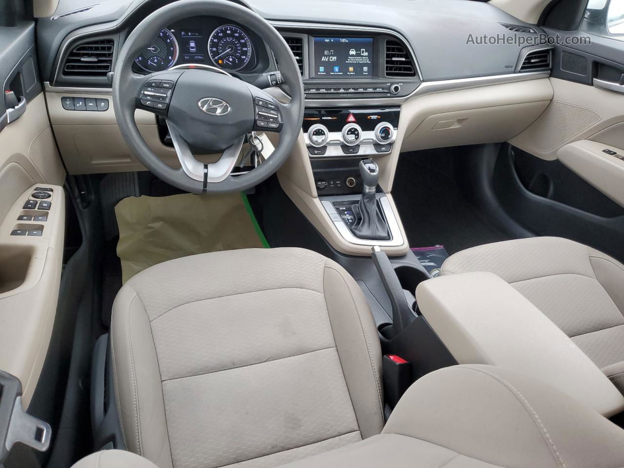 2019 Hyundai Elantra Sel Белый vin: 5NPD84LF9KH457378