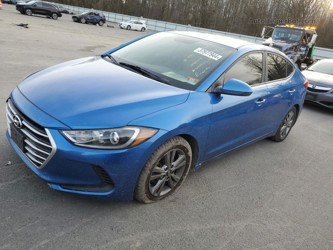 2017 Hyundai Elantra Se Blue vin: 5NPD84LFXHH129637