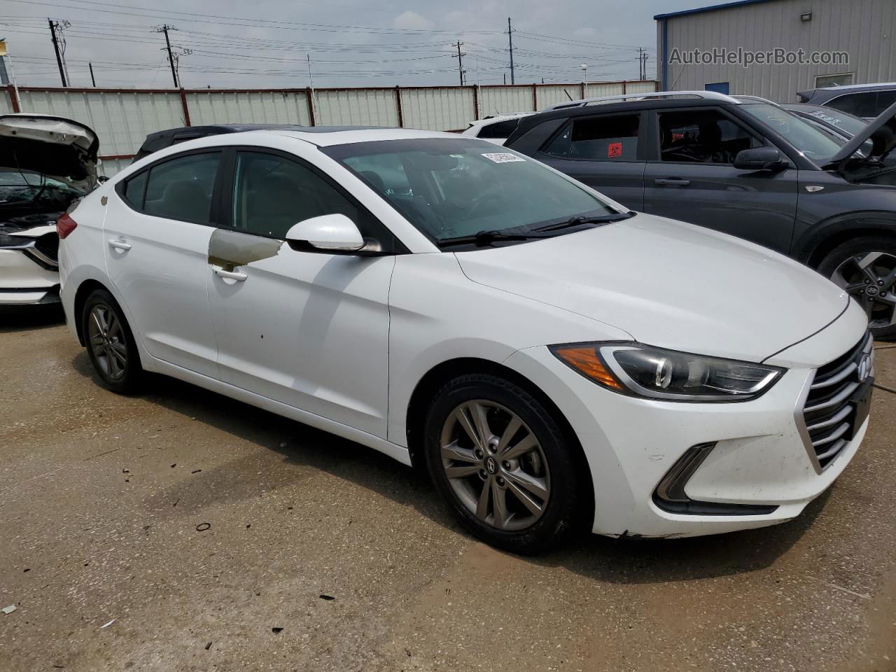 2017 Hyundai Elantra Se White vin: 5NPD84LFXHH133221