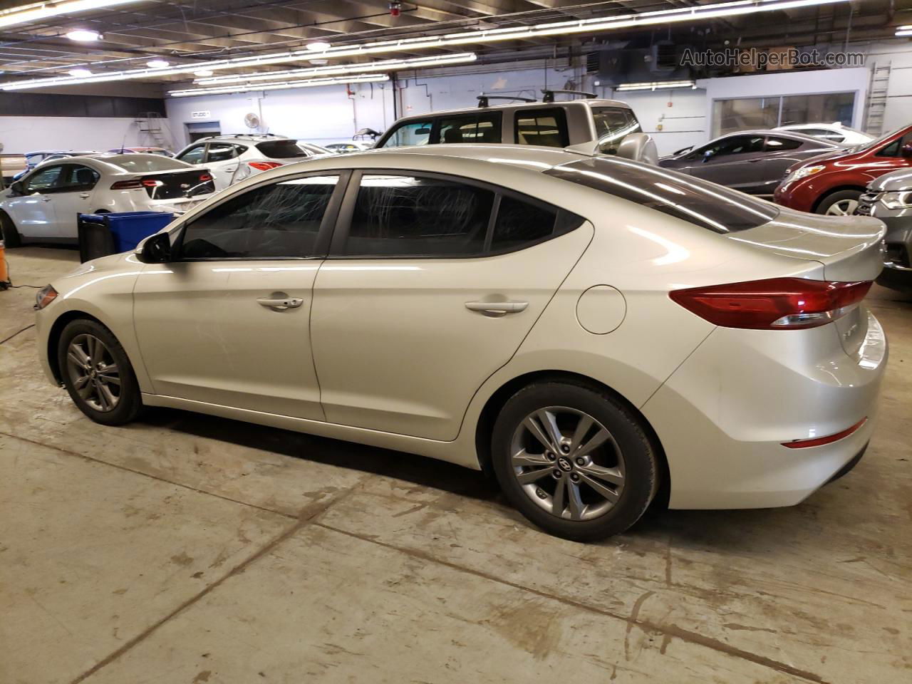 2017 Hyundai Elantra Se Silver vin: 5NPD84LFXHH204983