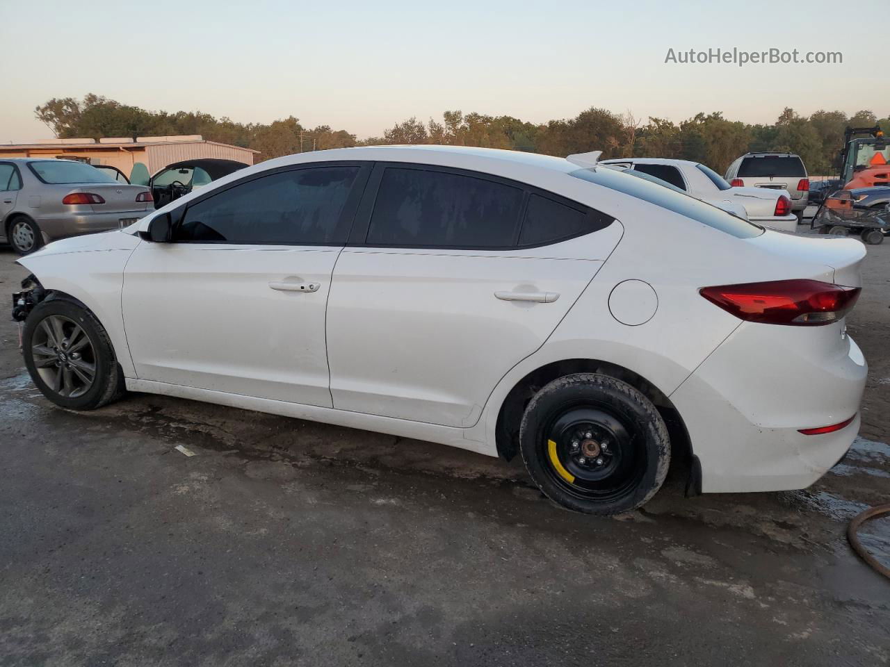 2018 Hyundai Elantra Sel White vin: 5NPD84LFXJH234166