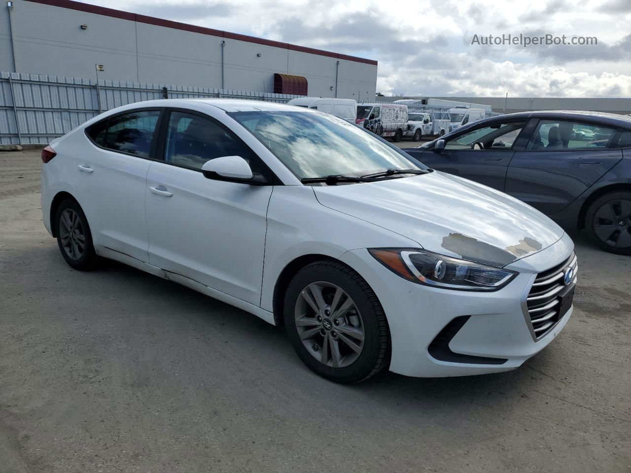 2018 Hyundai Elantra Sel White vin: 5NPD84LFXJH281794