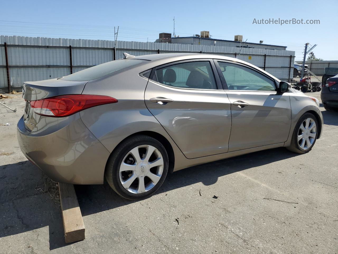 2013 Hyundai Elantra Gls Tan vin: 5NPDH4AE0DH354069