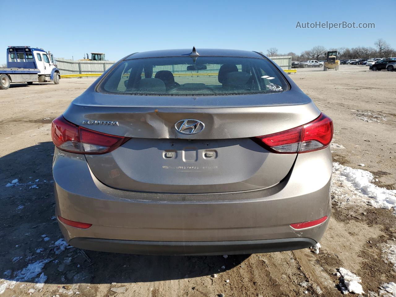 2016 Hyundai Elantra Se Gold vin: 5NPDH4AE0GH668003