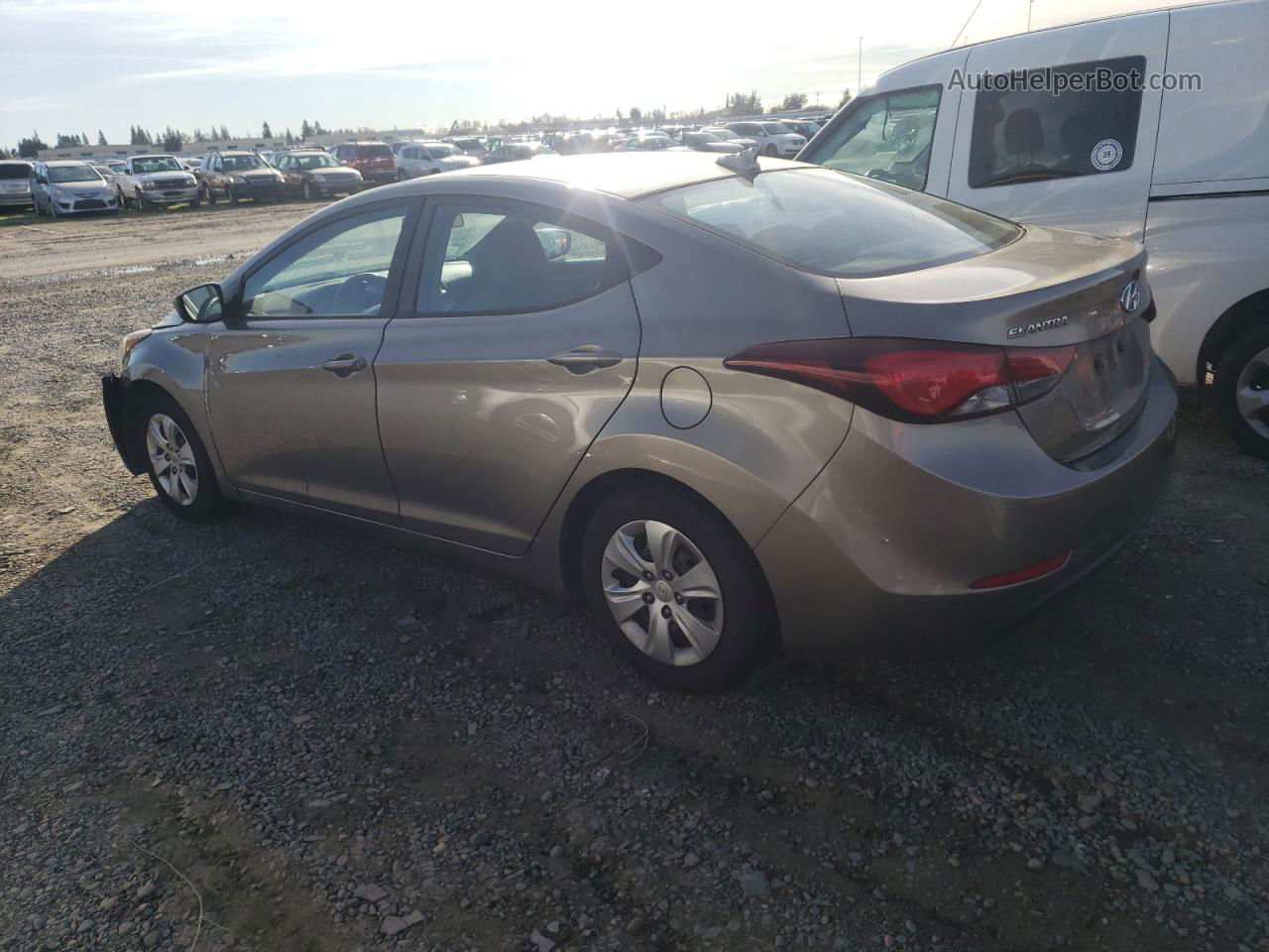 2016 Hyundai Elantra Se Gray vin: 5NPDH4AE0GH692267