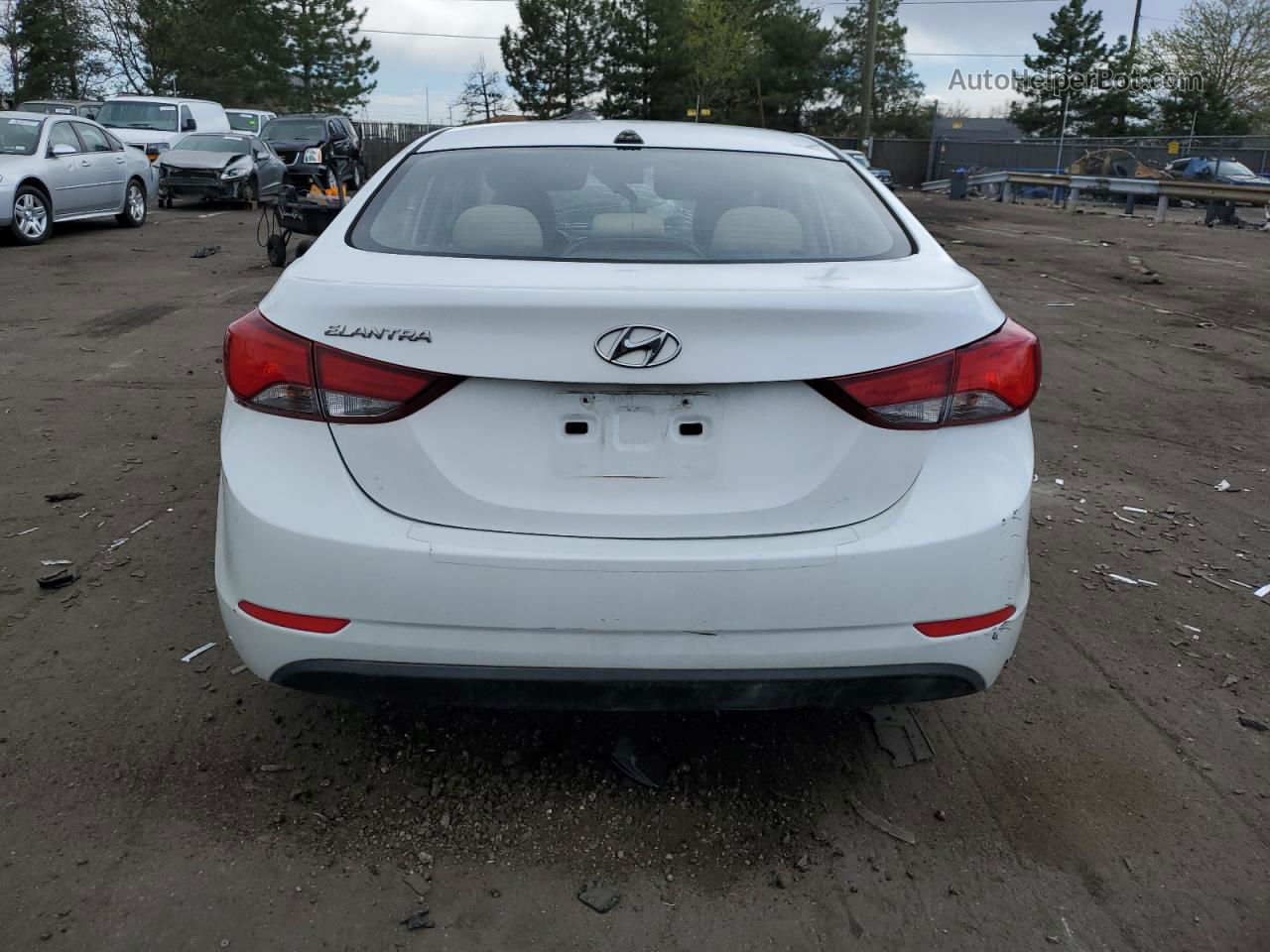 2016 Hyundai Elantra Se White vin: 5NPDH4AE0GH698005