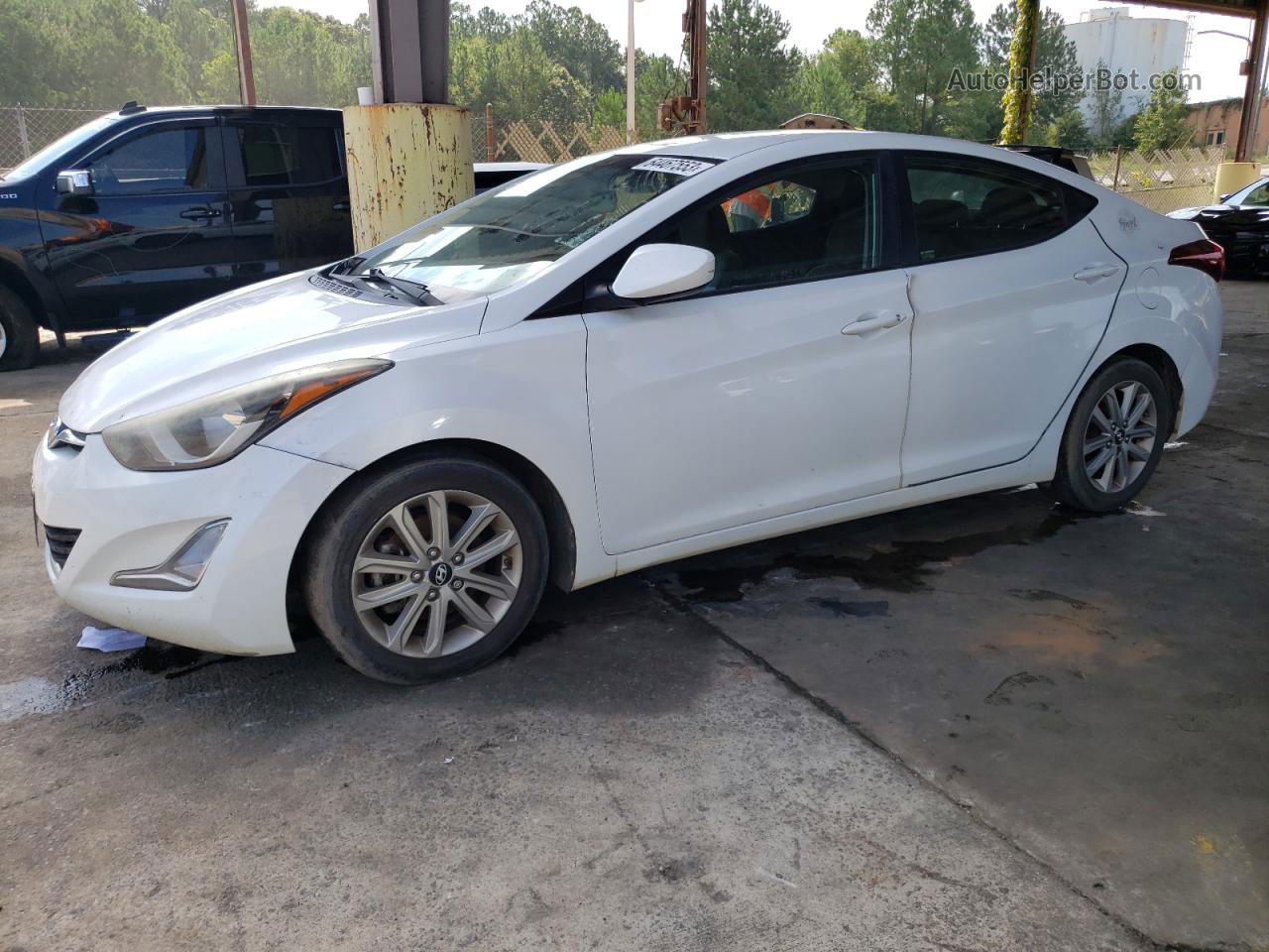 2016 Hyundai Elantra Se White vin: 5NPDH4AE0GH704448