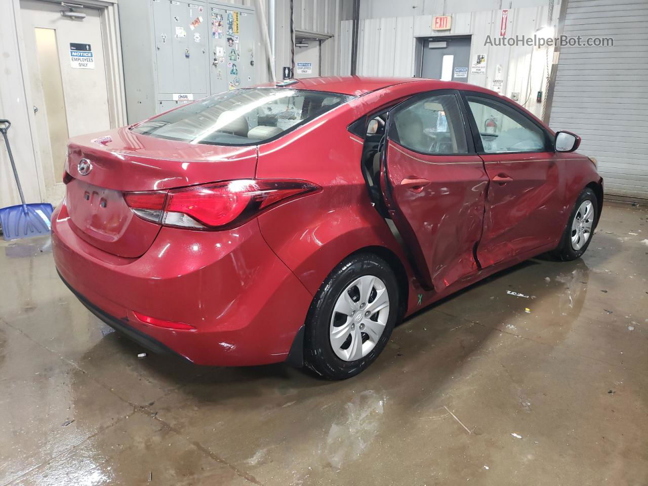 2016 Hyundai Elantra Se Red vin: 5NPDH4AE0GH712579