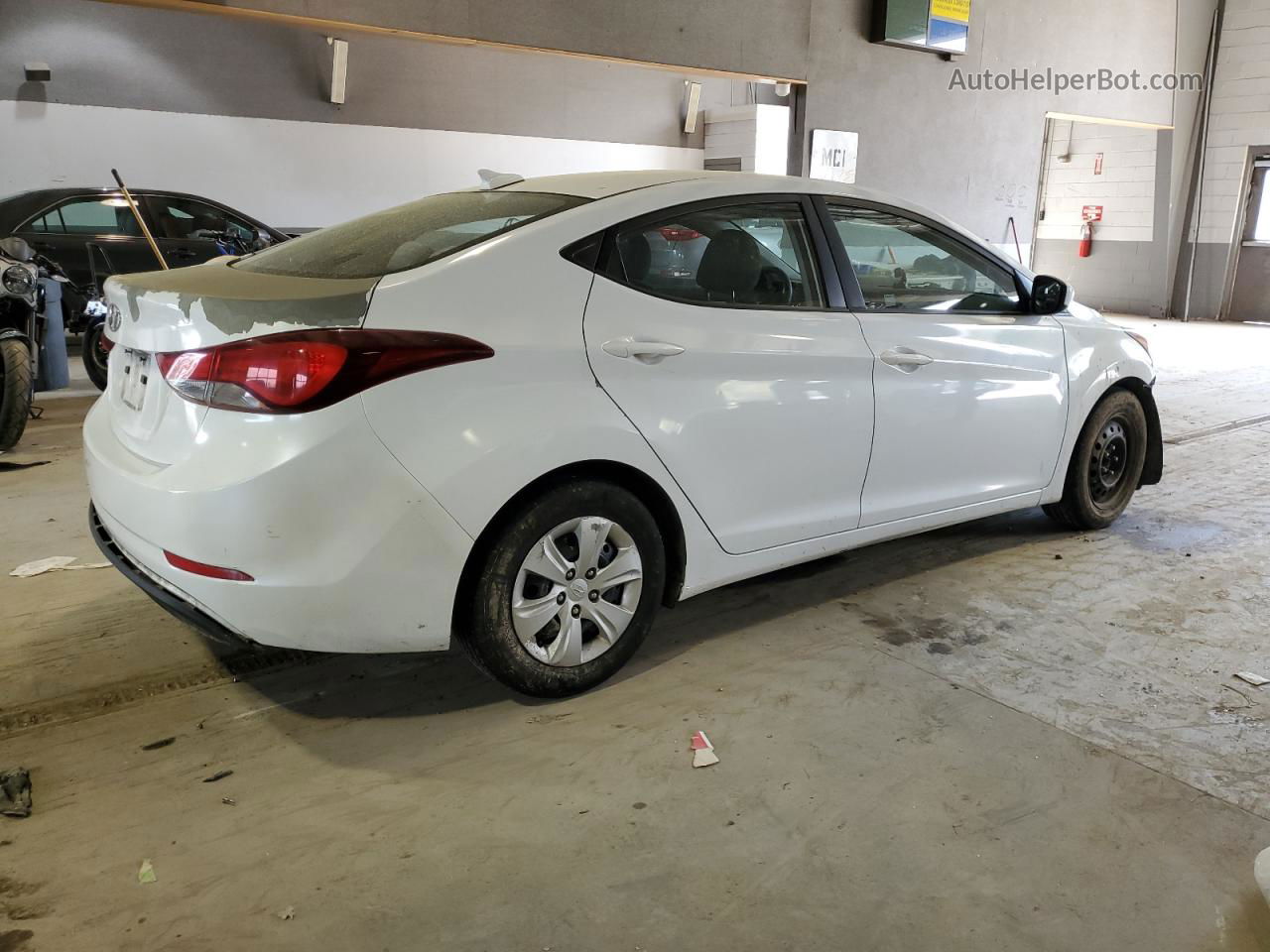 2016 Hyundai Elantra Se White vin: 5NPDH4AE0GH789632