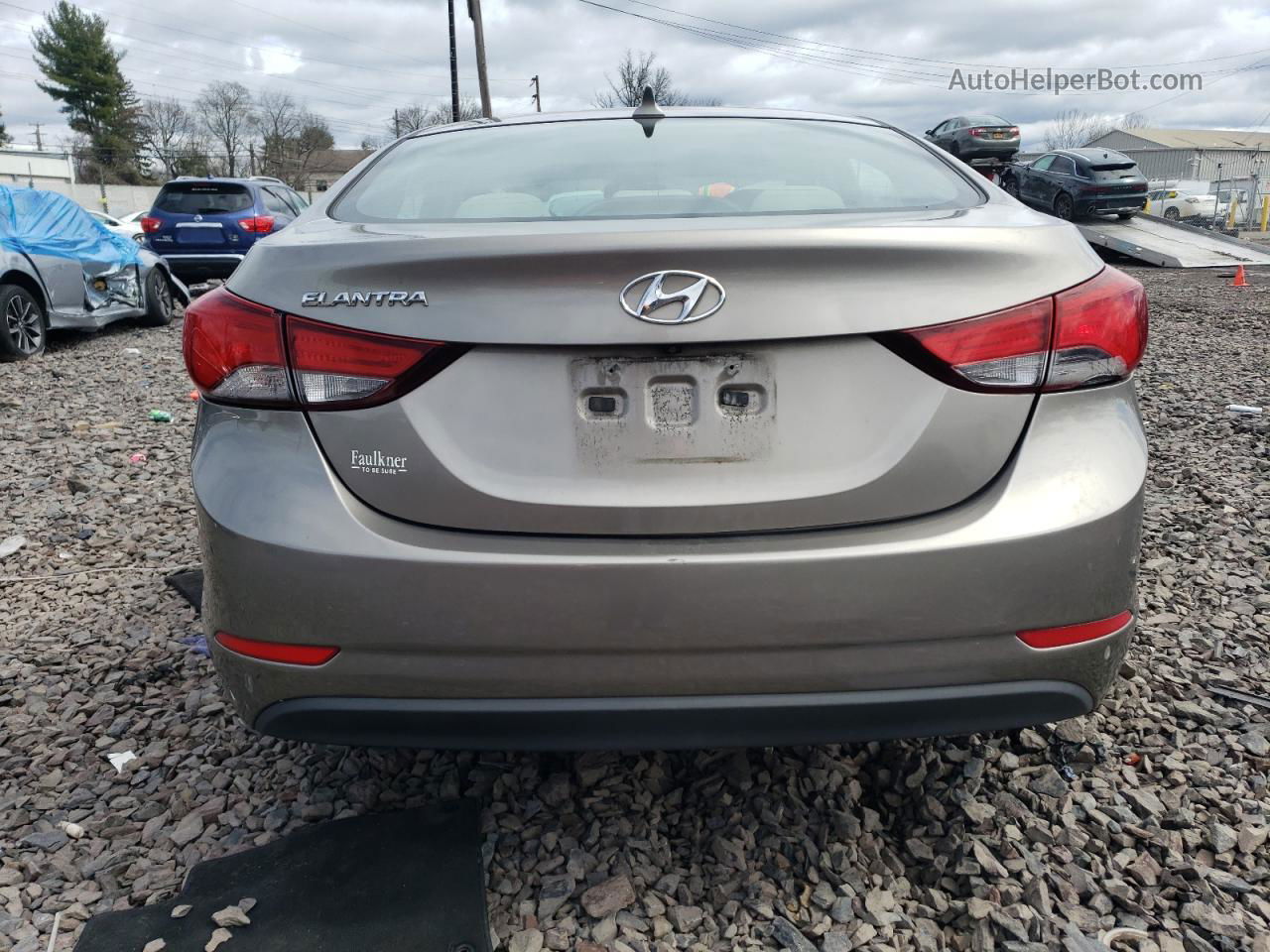 2014 Hyundai Elantra Se Beige vin: 5NPDH4AE1EH485397