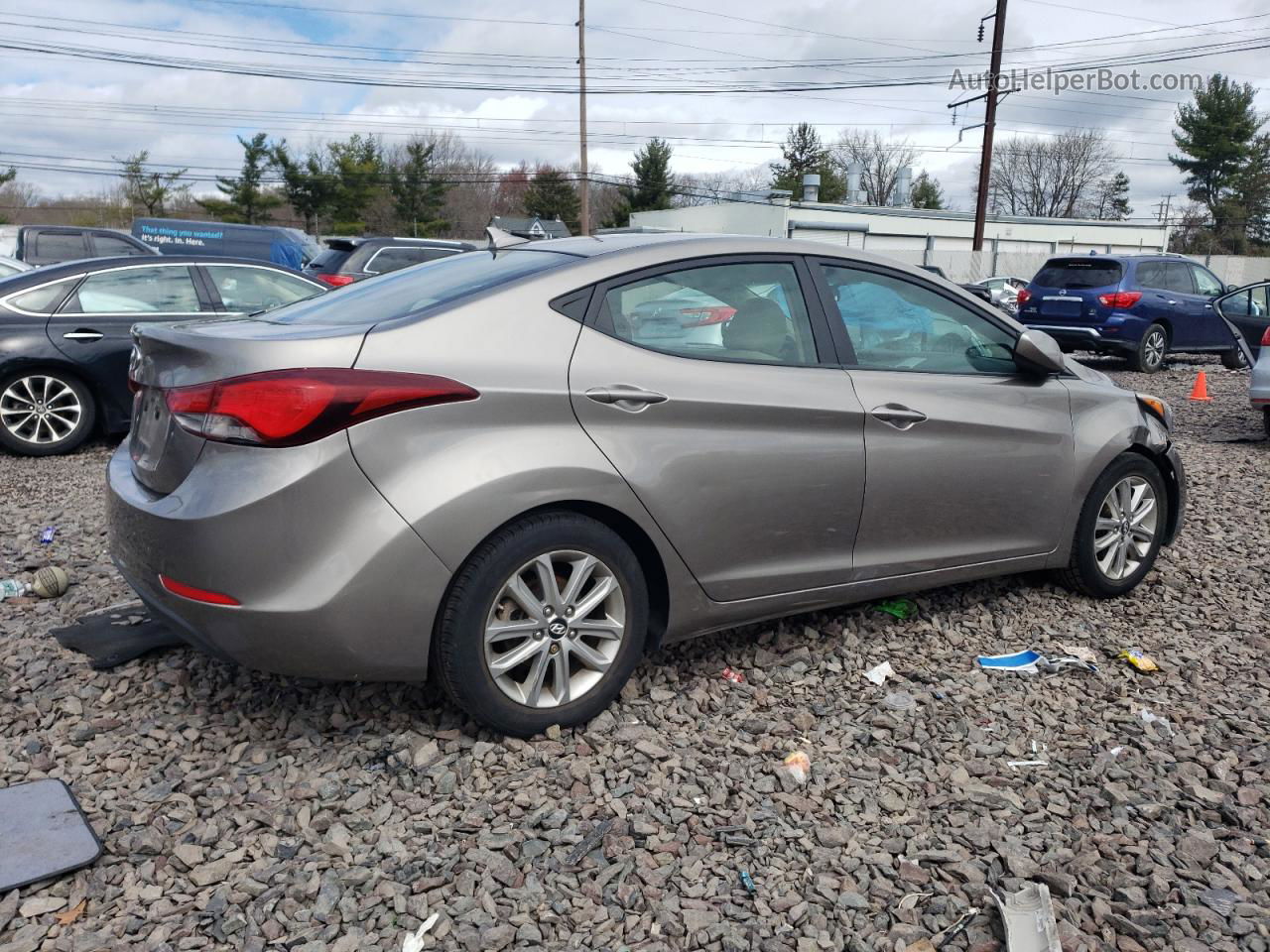 2014 Hyundai Elantra Se Beige vin: 5NPDH4AE1EH485397