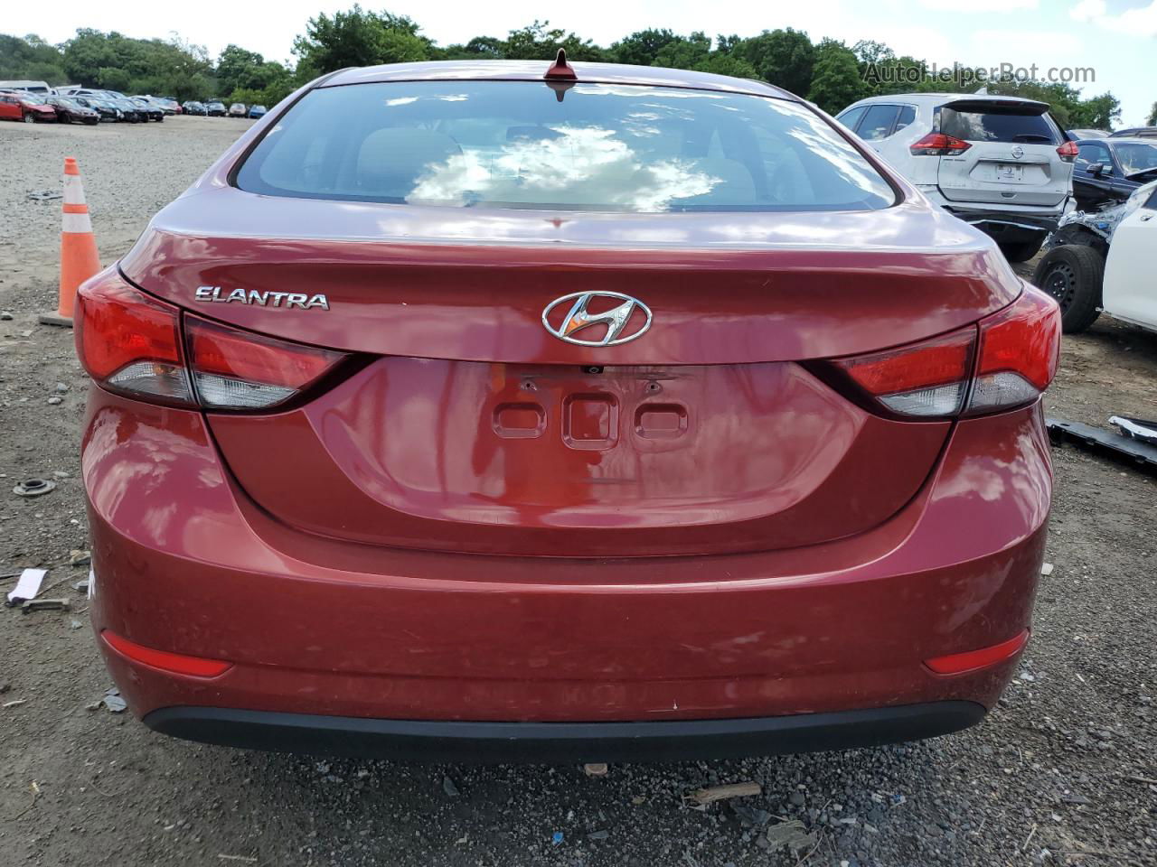 2016 Hyundai Elantra Se Red vin: 5NPDH4AE1GH655888