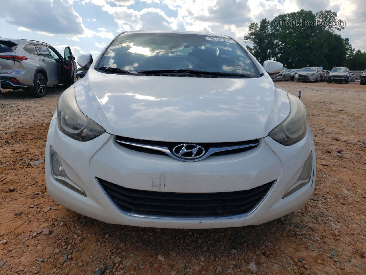 2016 Hyundai Elantra Se White vin: 5NPDH4AE1GH672822