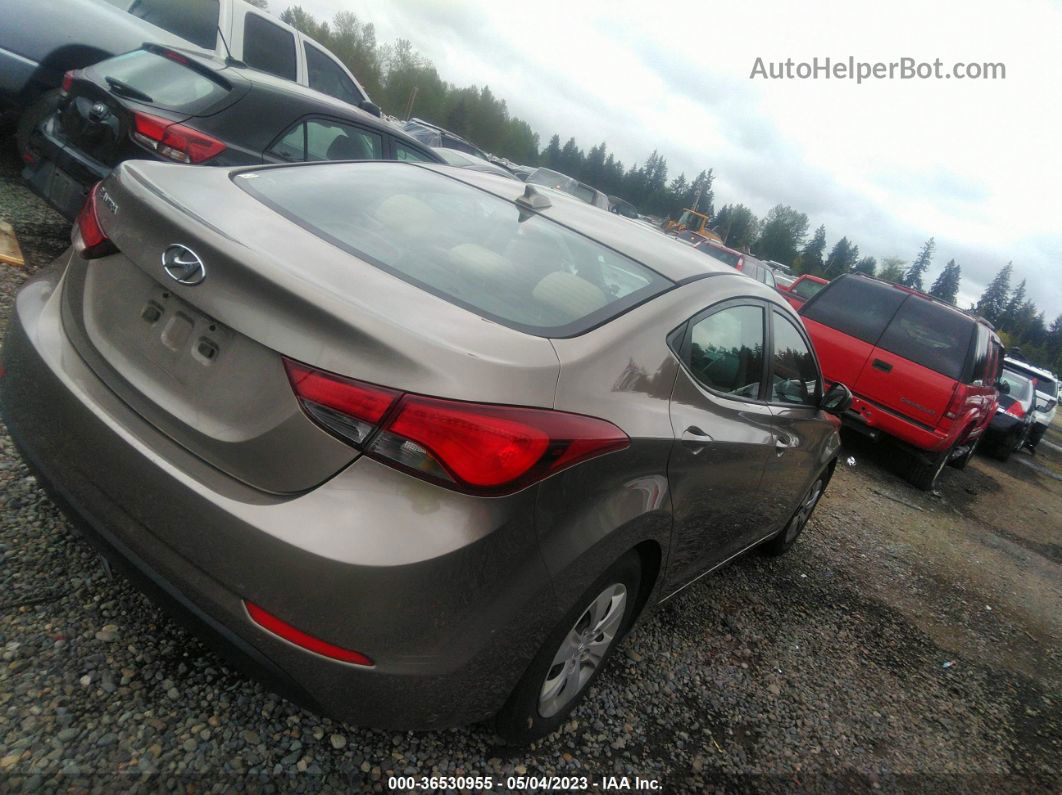 2016 Hyundai Elantra Se Brown vin: 5NPDH4AE1GH700070