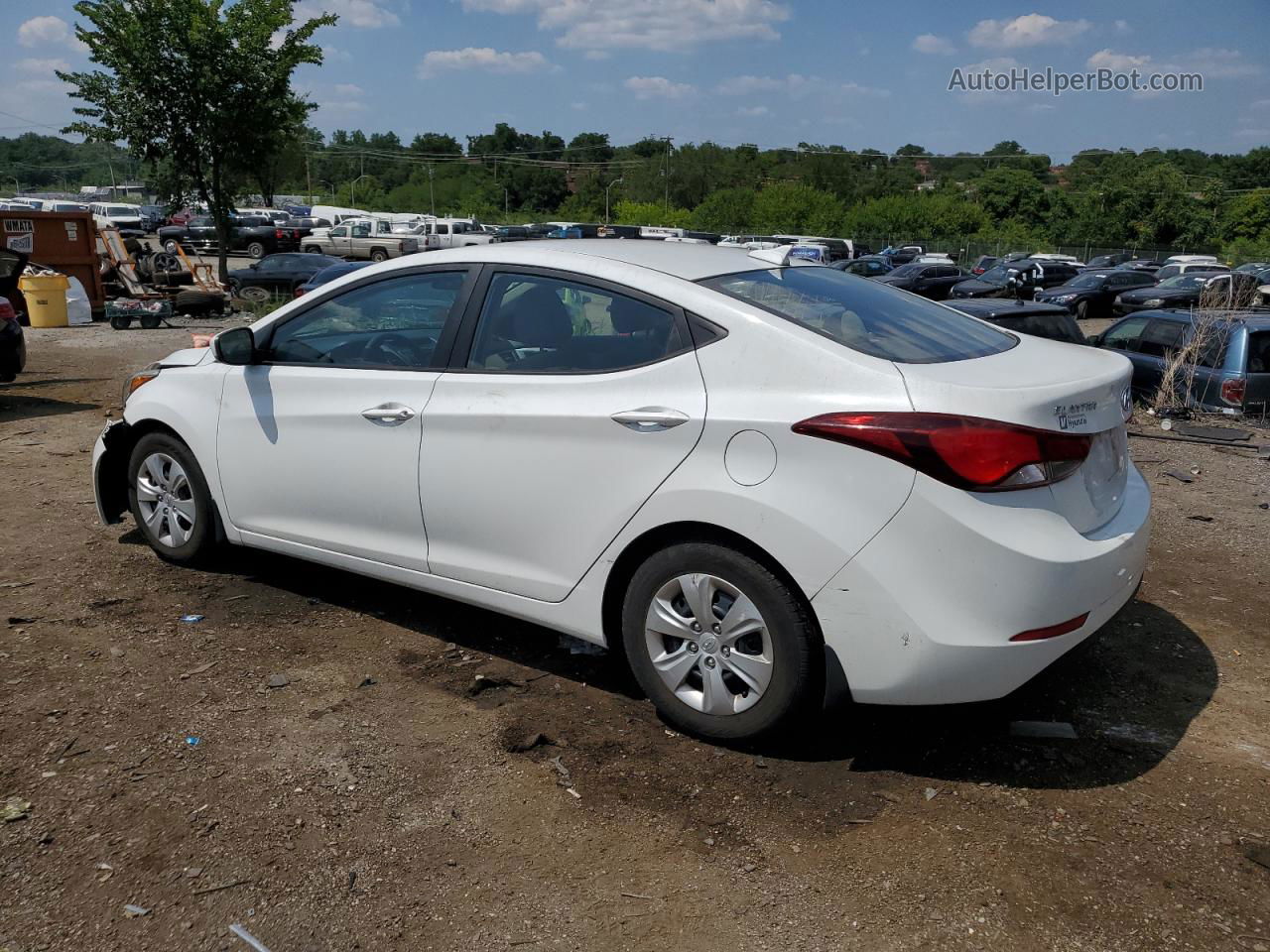 2016 Hyundai Elantra Se White vin: 5NPDH4AE1GH756431