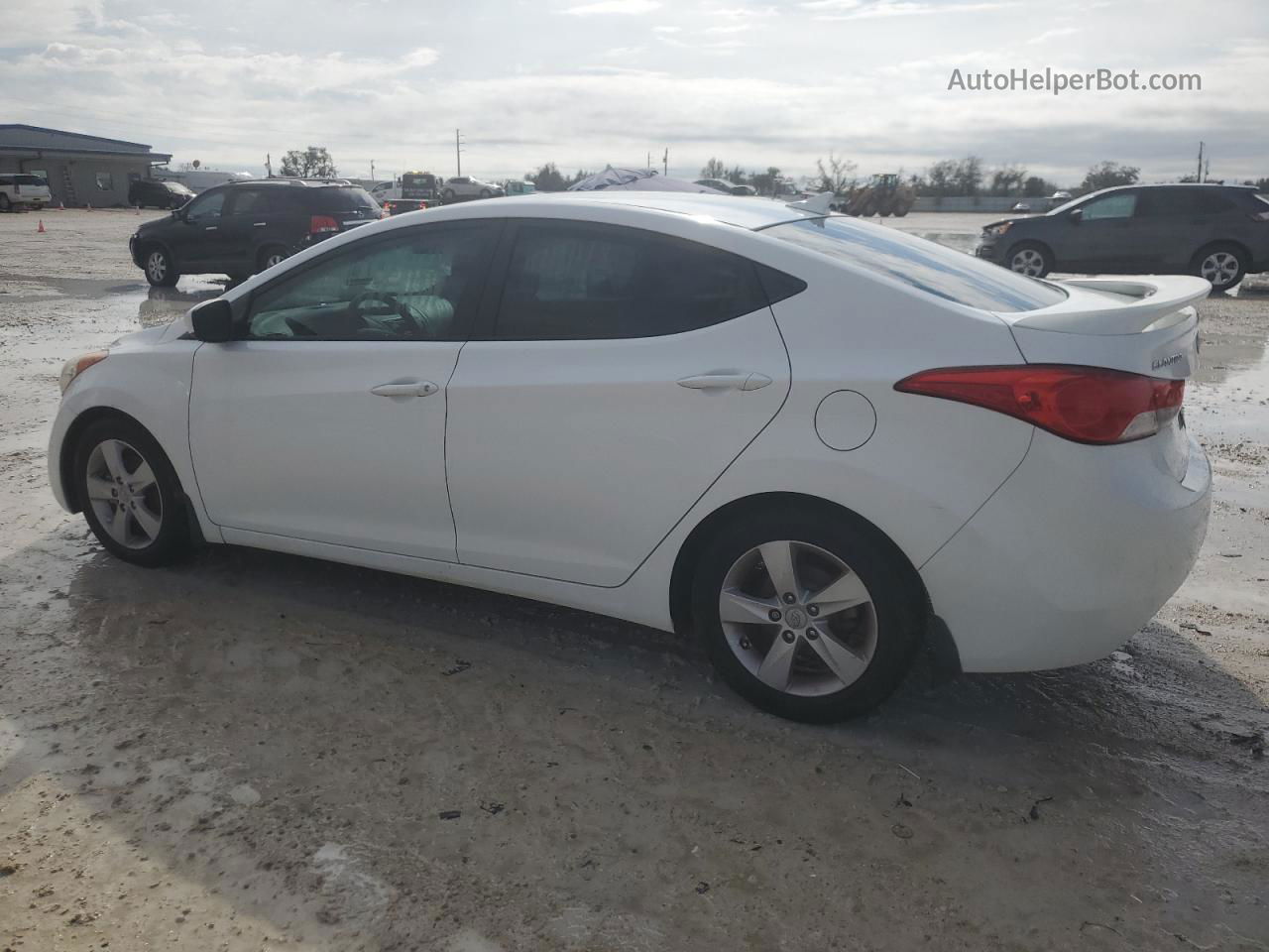 2013 Hyundai Elantra Gls White vin: 5NPDH4AE2DH401795