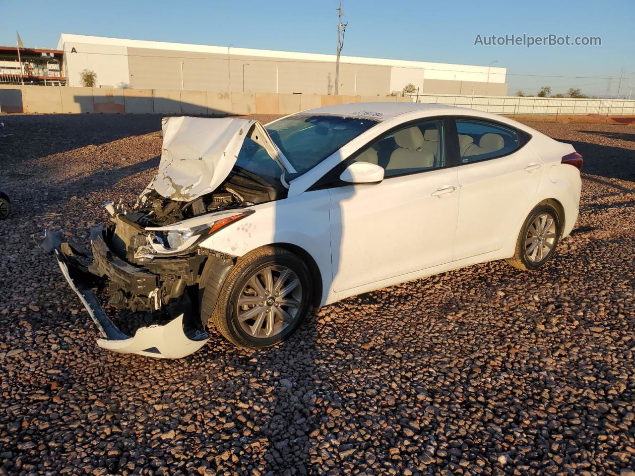 2016 Hyundai Elantra Se White vin: 5NPDH4AE2GH670075