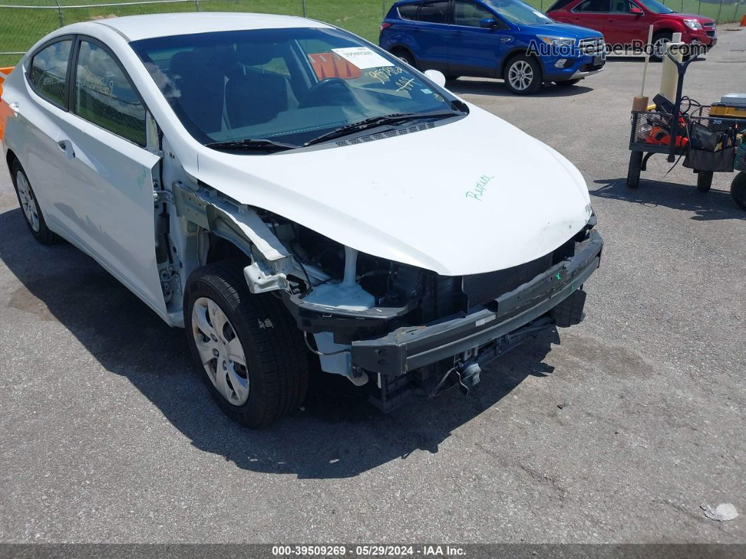 2016 Hyundai Elantra Se White vin: 5NPDH4AE3GH729361