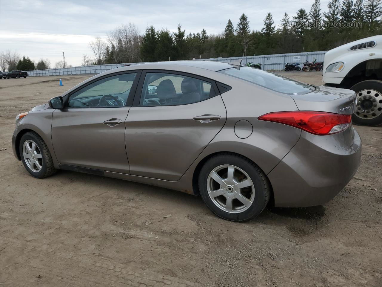 2012 Hyundai Elantra Gls Tan vin: 5NPDH4AE4CH113680