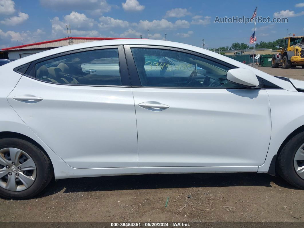 2016 Hyundai Elantra Se White vin: 5NPDH4AE4GH663810