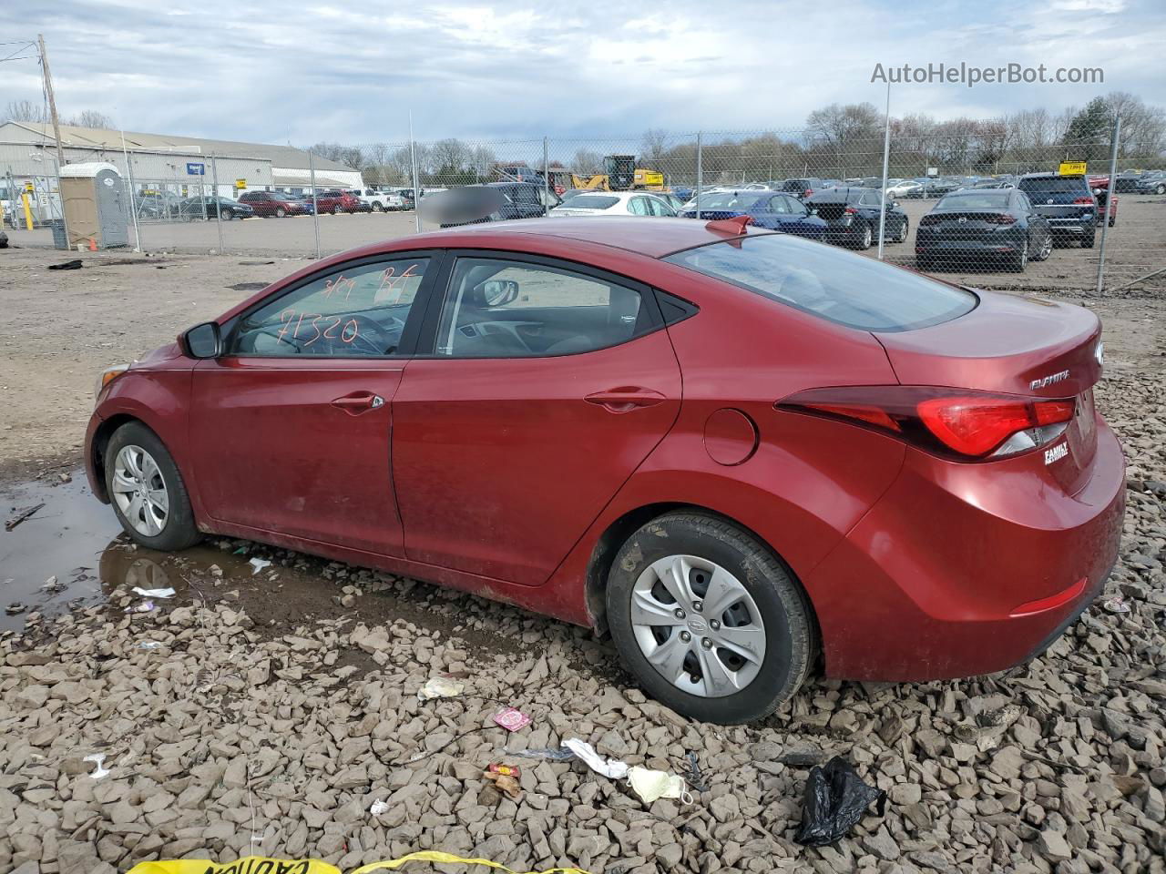 2016 Hyundai Elantra Se Red vin: 5NPDH4AE4GH733466