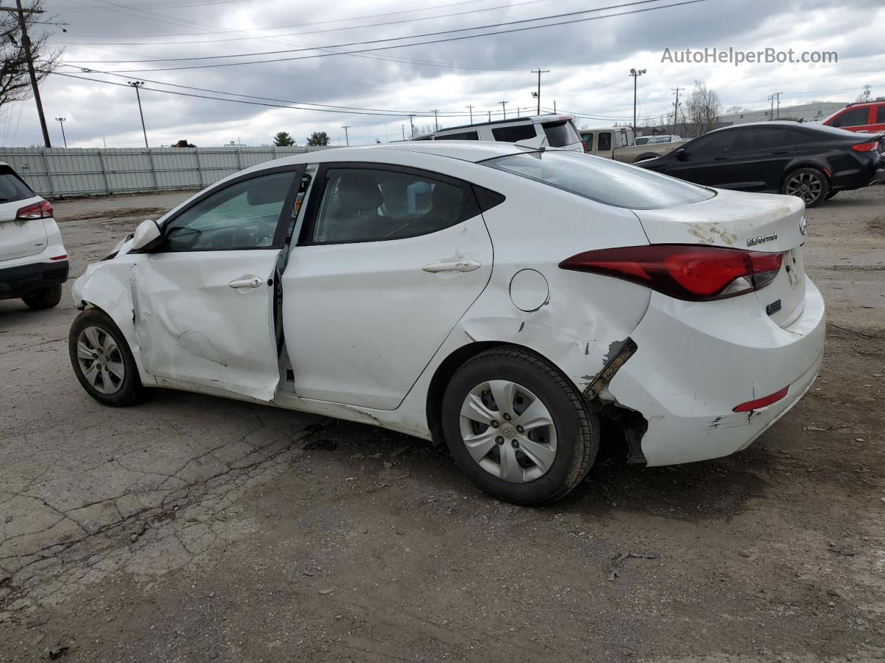 2016 Hyundai Elantra Se White vin: 5NPDH4AE4GH765589