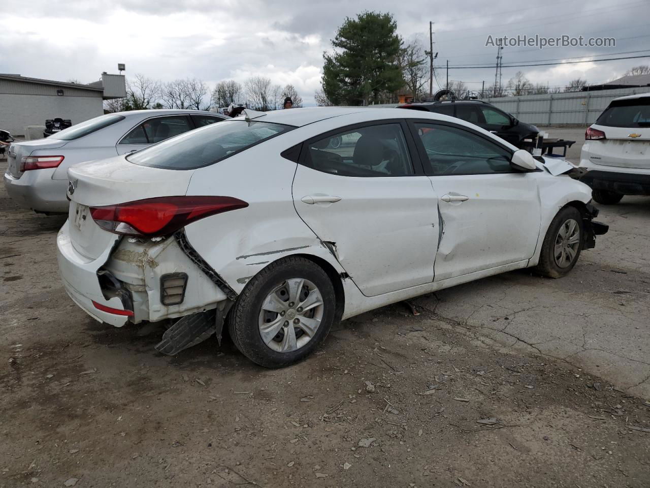 2016 Hyundai Elantra Se White vin: 5NPDH4AE4GH765589