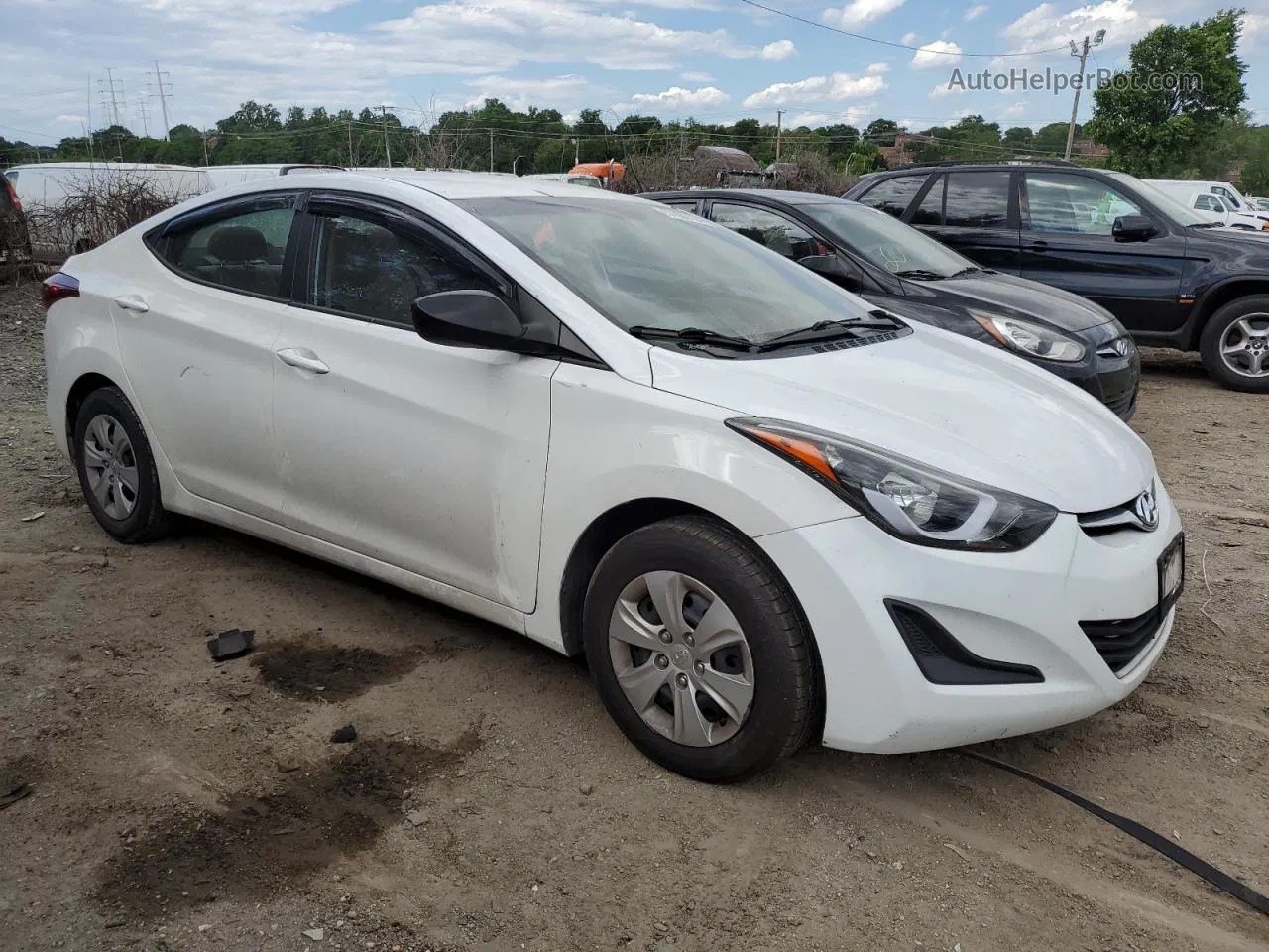 2016 Hyundai Elantra Se White vin: 5NPDH4AE4GH766600