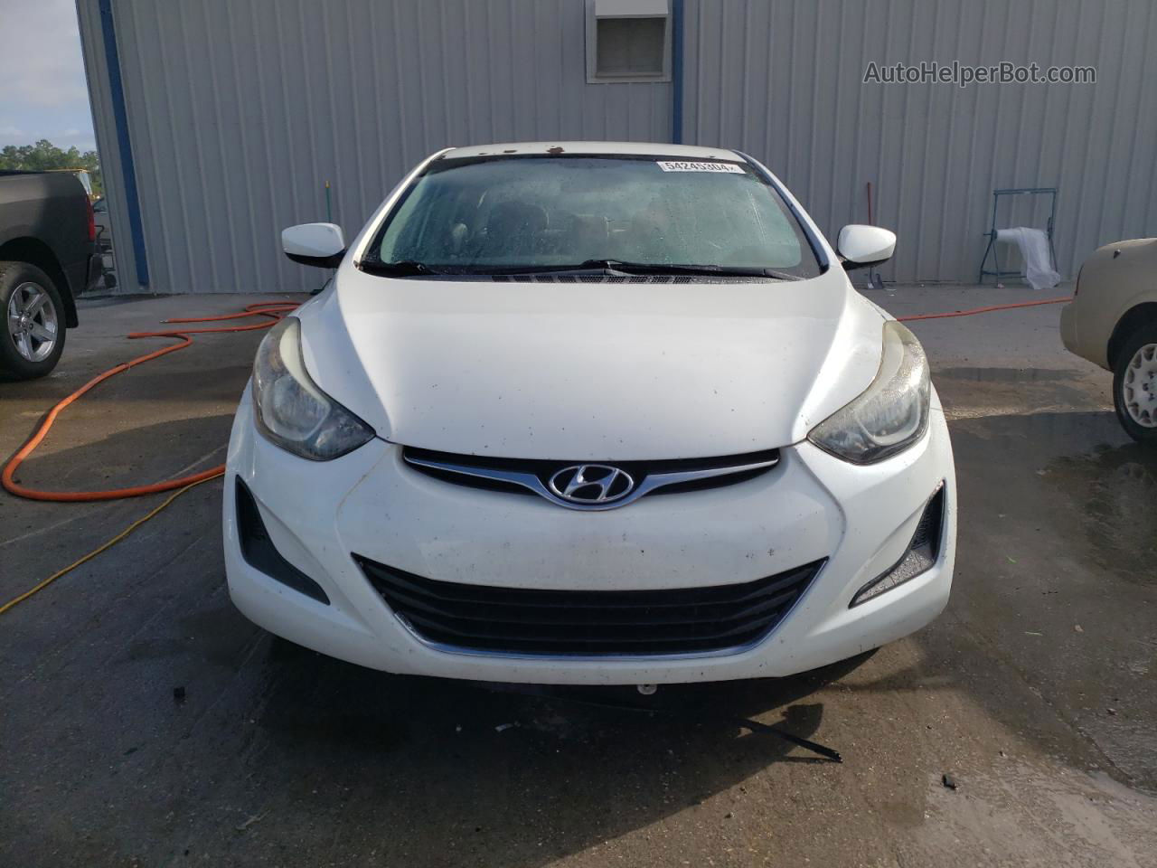 2016 Hyundai Elantra Se White vin: 5NPDH4AE4GH771442