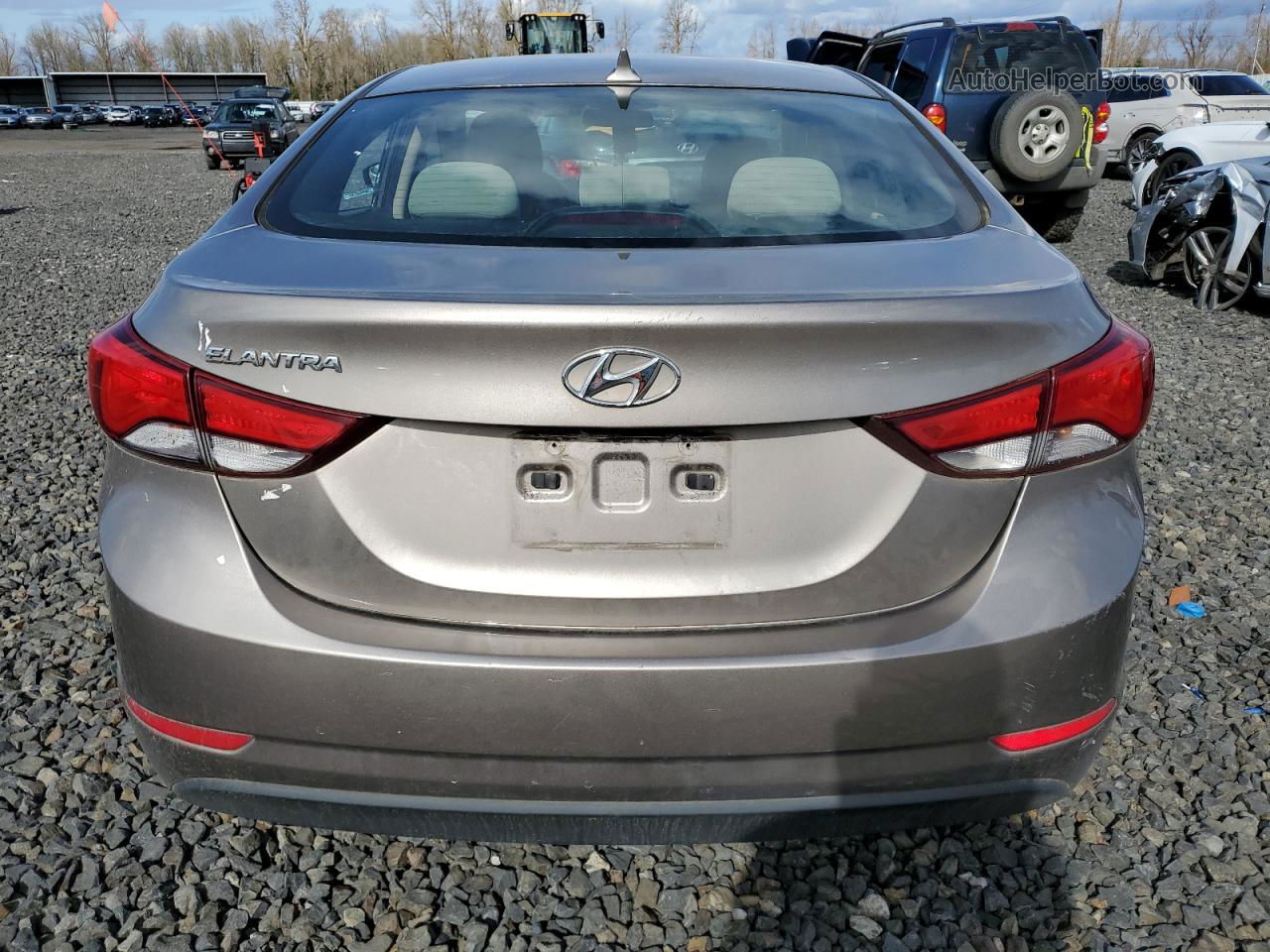 2014 Hyundai Elantra Se Beige vin: 5NPDH4AE5EH499917