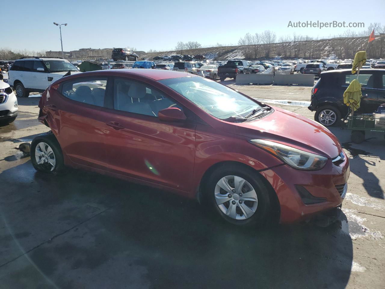 2016 Hyundai Elantra Se Бордовый vin: 5NPDH4AE5GH673438