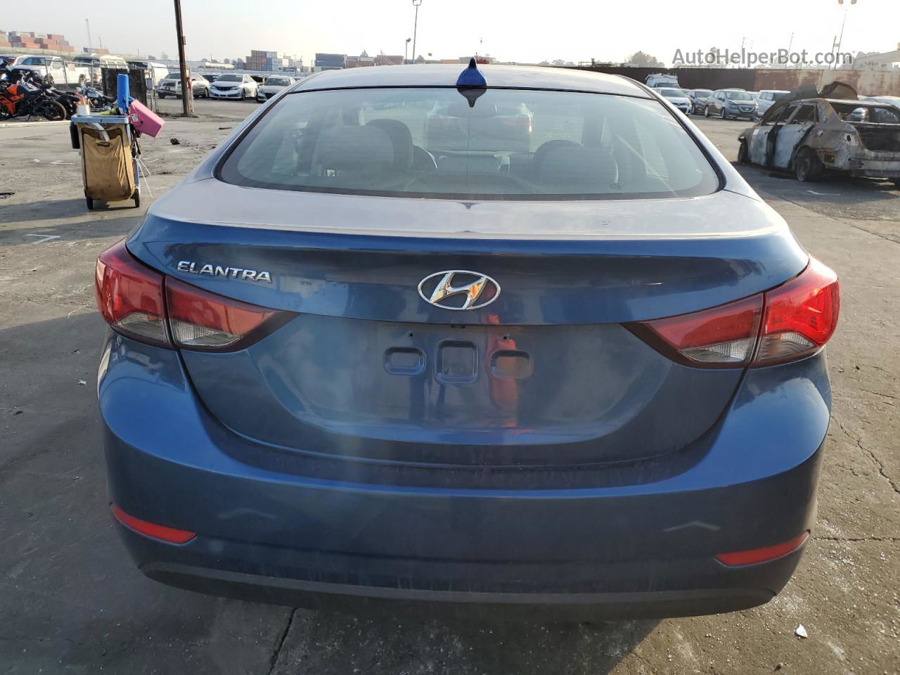 2016 Hyundai Elantra Se Синий vin: 5NPDH4AE5GH684035