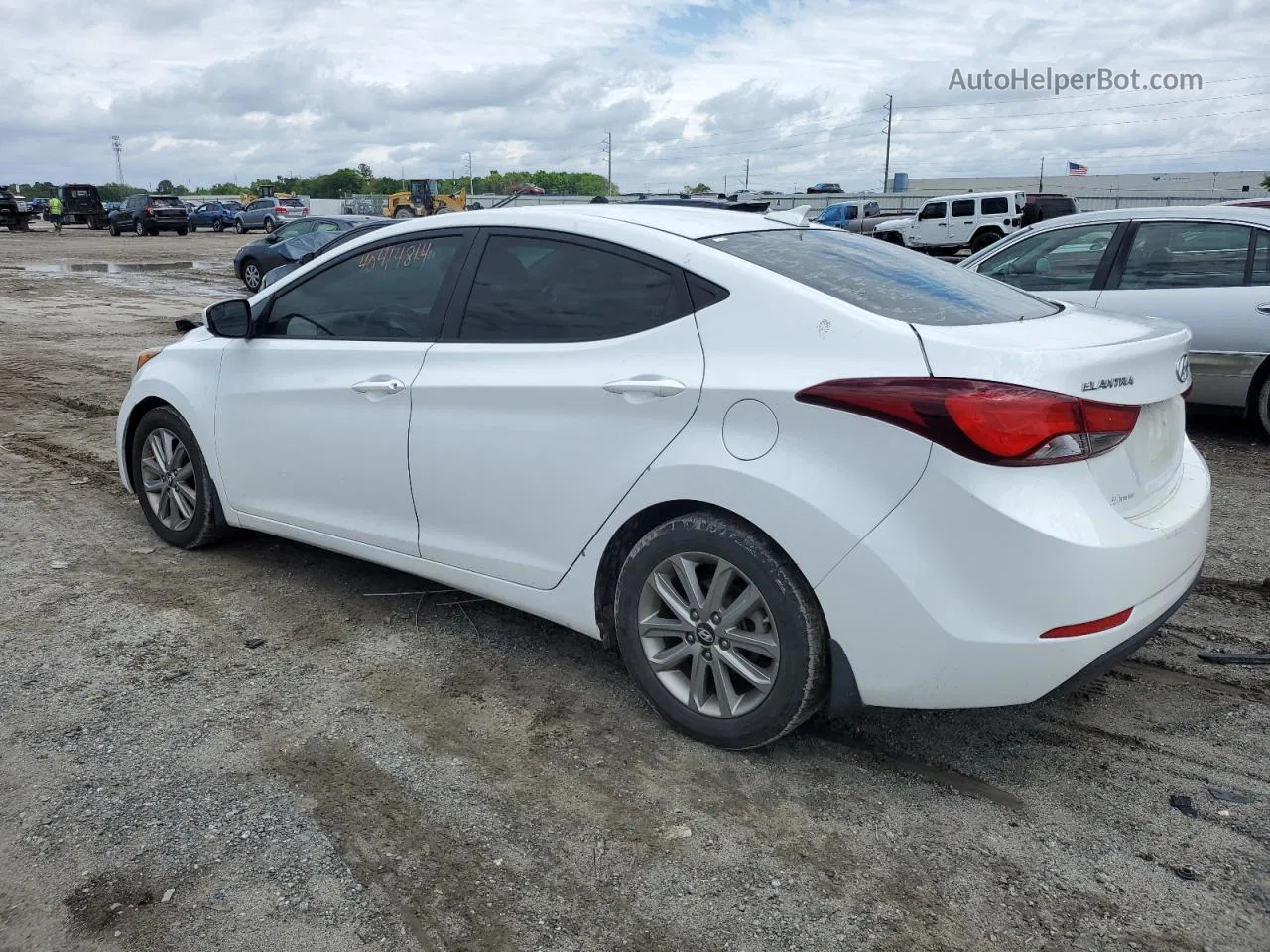 2016 Hyundai Elantra Se White vin: 5NPDH4AE5GH719849