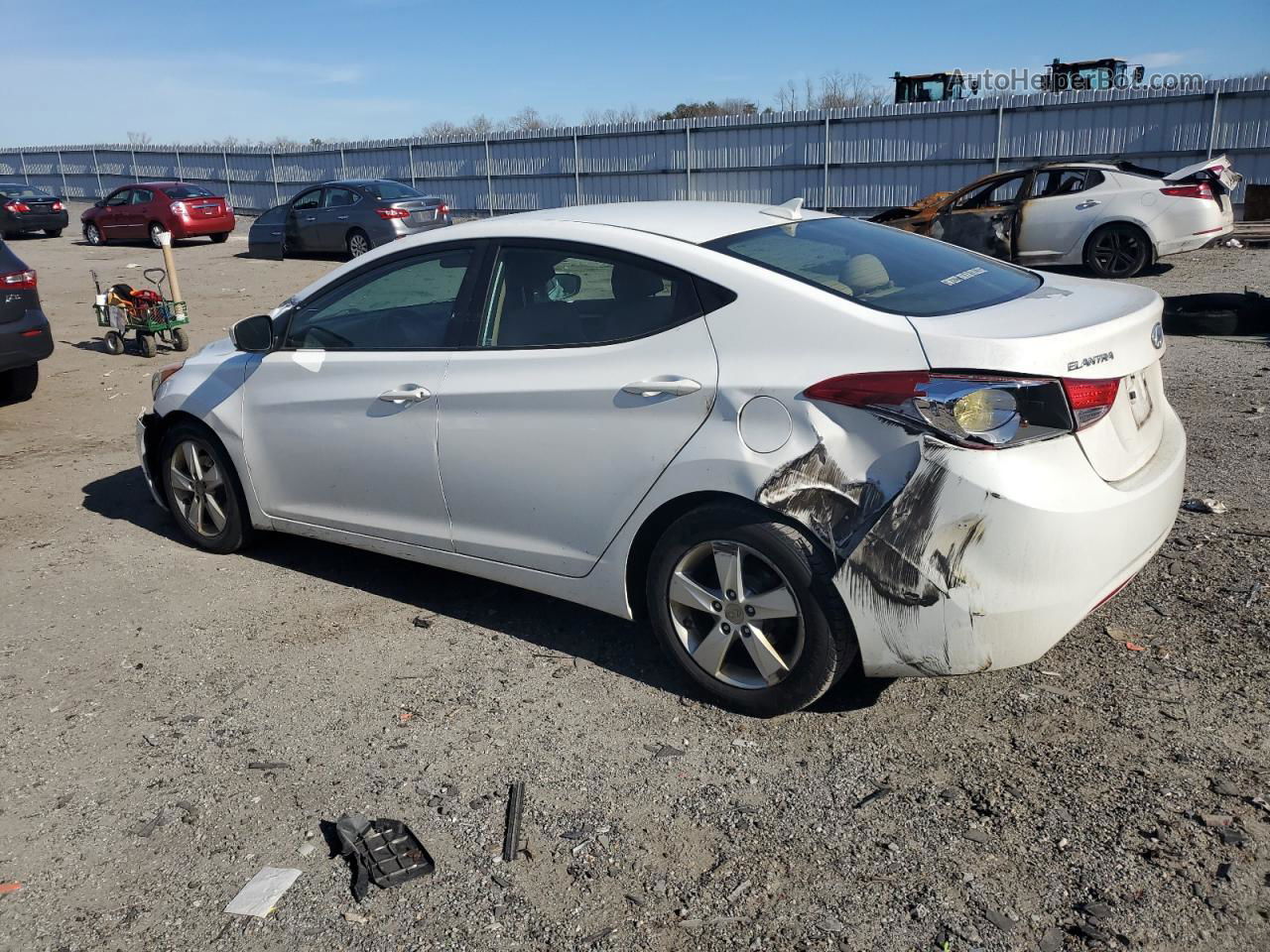 2013 Hyundai Elantra Gls Белый vin: 5NPDH4AE6DH353301